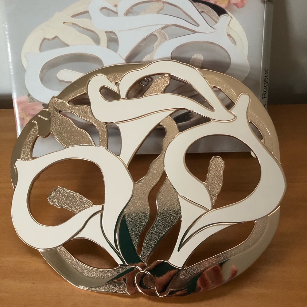 Oneida WM Rogers vintage calla lilly trivet